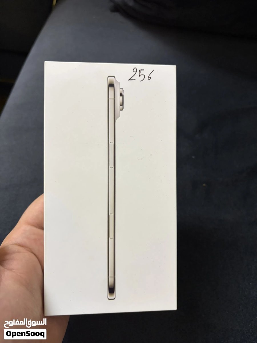 ايفون اير ذهبي استعمال 10 ايام فقط